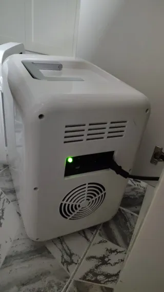 Mini nevera Cecotec Bolero