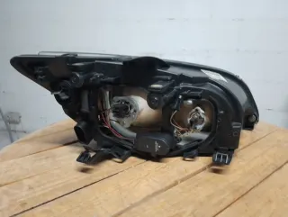 Faro Izquierdo Ford Focus 2004