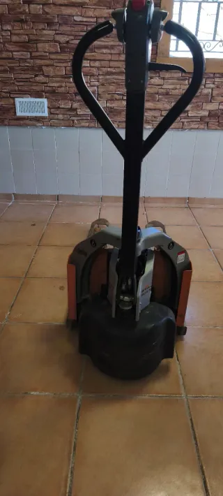 Transpaleta Eléctrica STILL