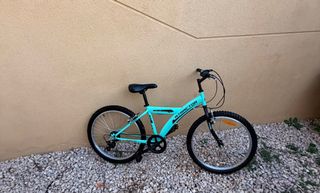 Bicicleta infantil azul ATRACTOR