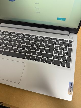 LENOVO IDEAPAD 1 TB SSD AMD RYZEN 7. 16GB RAM