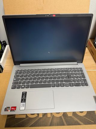 LENOVO IDEAPAD 1 TB SSD AMD RYZEN 7. 16GB RAM