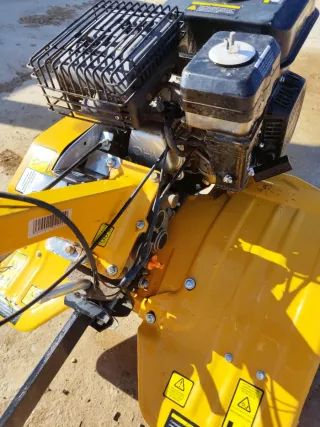 Cavadora huerto BENZA