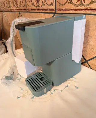 Cafetera multicápsulas y café molido Create