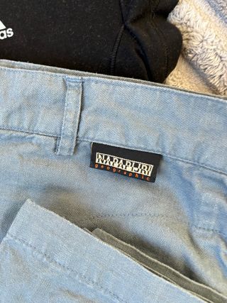 Lote Ropa vintage de marca para revender