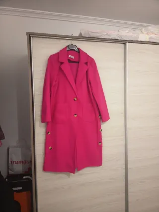 Abrigo largo fucsia
