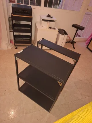 Estanterías metálicas negras Ikea