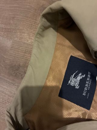 Gabardina Burberry Beige Clásica