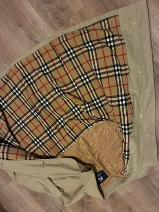 Gabardina Burberry Beige Clásica