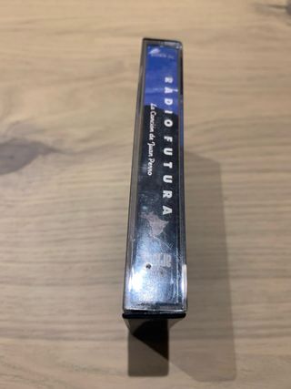 Cassette Radio Futura La Canción de Juan Perro