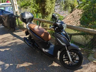 Kymco People S Marron