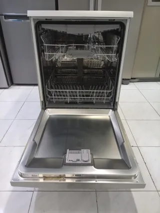 LAVAVAJILLA MARCA BALAY