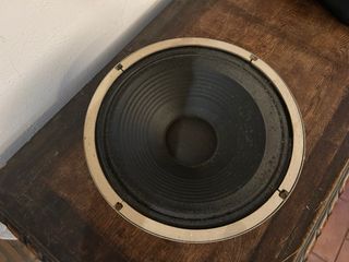 Celestion G12T Marshall 4 Ohm / 100 watts.