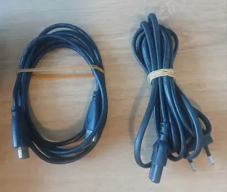 PS4 Slim 1TB + 13 Juegos