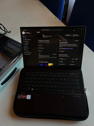 Asus Zenbook 14 OLED + Funda