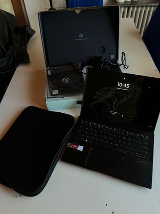Asus Zenbook 14 OLED + Funda