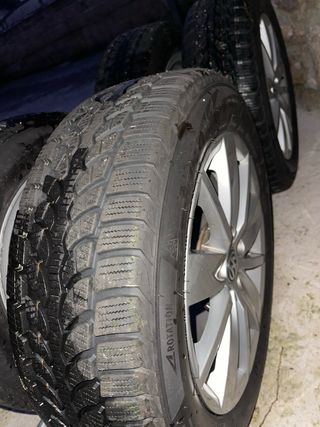 Llantas Volkswagen 185/60 R15 + Neumáticos Nieve
