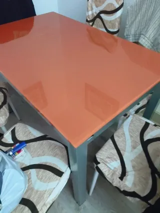 Regalo,Sofá 3 y 2 plazas + mesa auxiliar