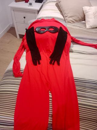 Mono rojo con máscara y guantes Talla L
