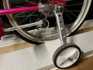 Bicicleta infantil Btwin rosa