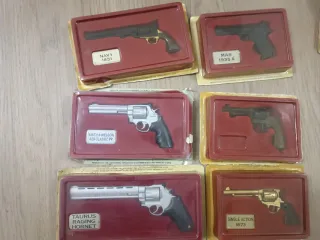 Modellini Pistole e Revolver Fabbri Editori