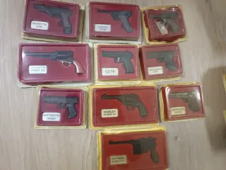 Modellini Pistole e Revolver Fabbri Editori