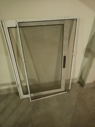 Ventana corredera aluminio blanca 4 hojas