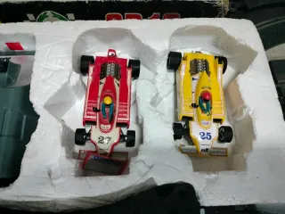 Scalextric Lote Circuito GP.16 + Accesorios