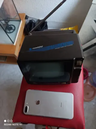Televisor Portátil Roadstar Antiguo