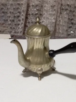 Tetera Antigua Metálica