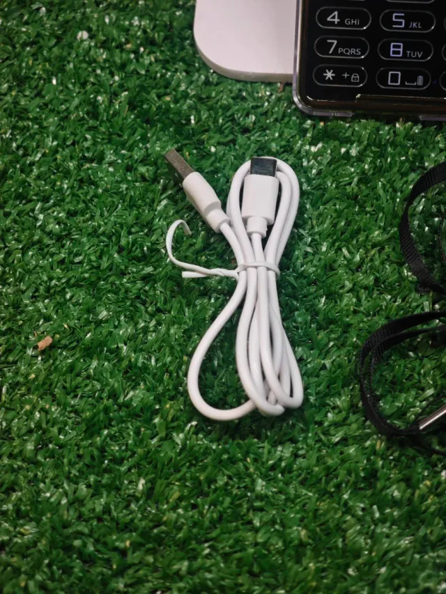 Teléfono Móvil Plegable Adultos XGODY Dorado