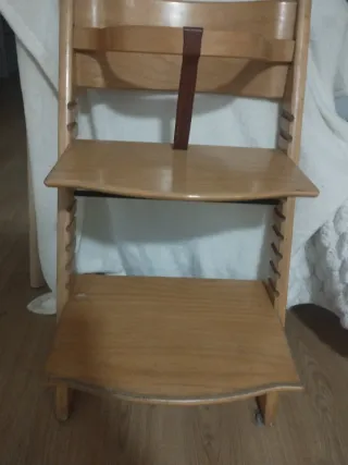 Trona de madera Stokke Tripp Trapp