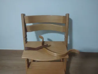 Trona de madera Stokke Tripp Trapp