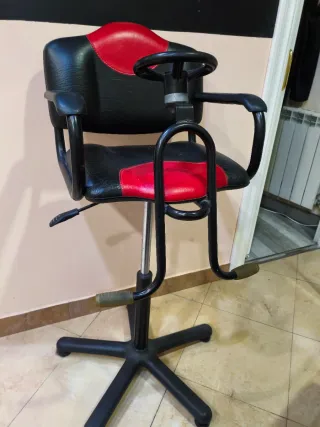 Silla de peluquería infantil con volante