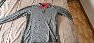 Polo Ralph Lauren Talla M Gris con Rojo