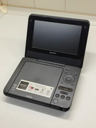 *RARO* Sony DVP-FX750 Leitor DVD Portátil 7"