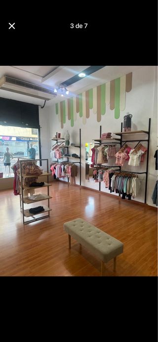 Lote Ropa Niños/as + Mobiliario Tienda