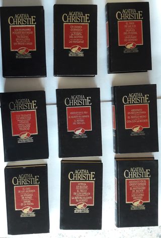 18 libros Agatha Christie con 3 novelas cada uno