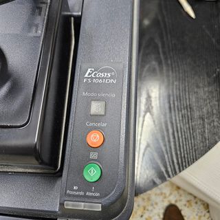 Kyocera Ecosys FS-1061DN duplex, red y TONER incl.