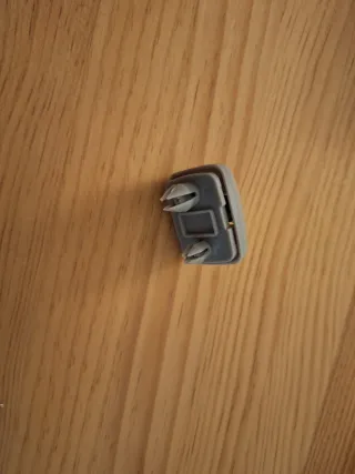 Gancho sujecion parasol Audi