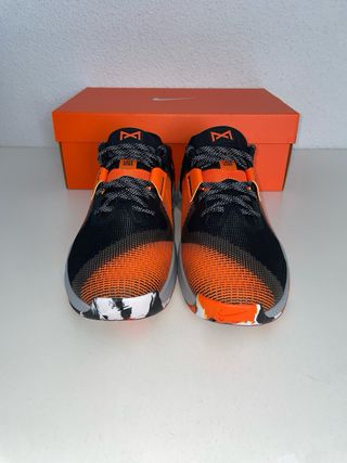 Nike Metcon 10 Negro/Gris/Naranja EU 45,5