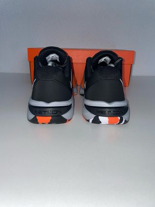 Nike Metcon 10 Negro/Gris/Naranja EU 45,5