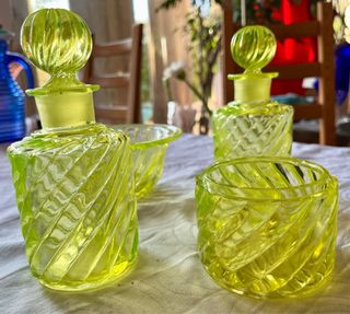 Juego tocador cristal uranio Baccarat