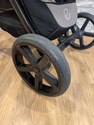 Carro Jané Mumm Pro 2 con capazo.