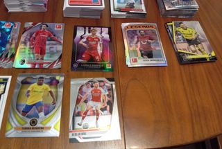 LOTE DE 1100 CROMOS DE FUTBOL VARIADOS INTERNACION