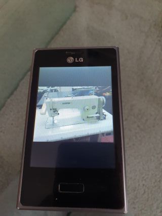 Vendo una máquina industrial de coser.