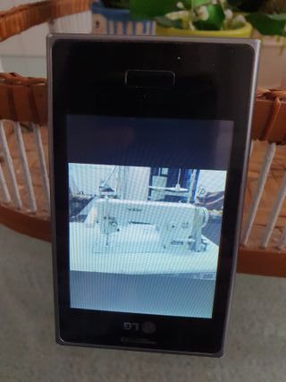 Vendo una máquina industrial de coser.