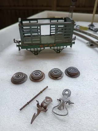 LOTE VÍAS, DESVÍOS Y PIEZAS MECCANO HORNBY/ JEP