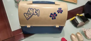 Ropa y  (2) Cabas/Maletin Muñeca Nancy