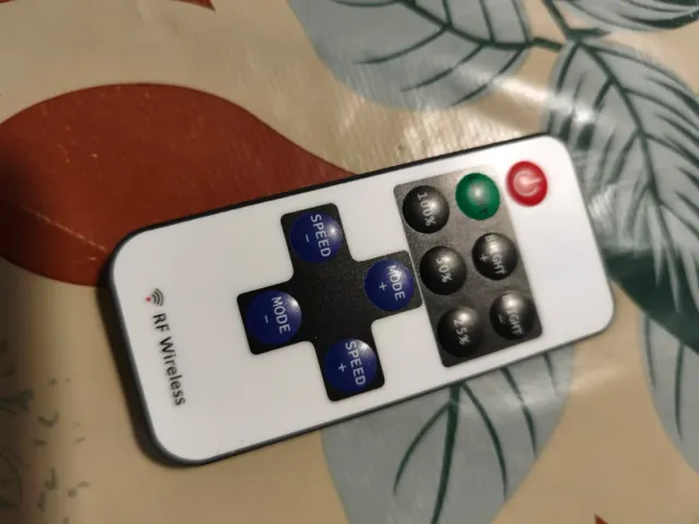 Lámpara de pared moderna 1.20m x 0.35m